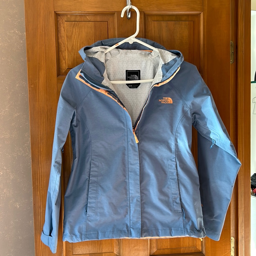 The North Face women’s raincoat size small
